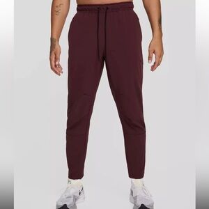 Nike Men's Maroon Jogger Pants